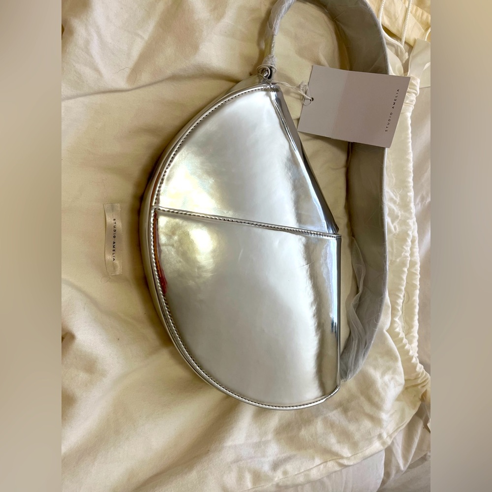 Studio Amelia Stingray bag